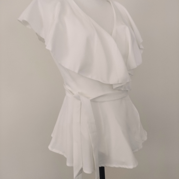 Chiffon wrap blouse with flutter yoke size M - Picture 3 of 5